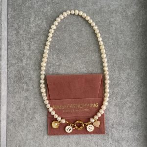 Gerçek İnci 40 cm Harf ve Charmlı kolye - Görsel 3
